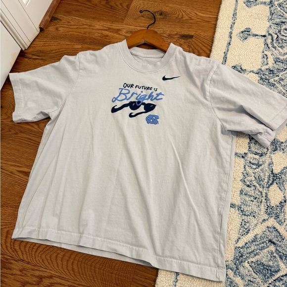 Nike North Carolina UNC Women's Our Future is Bright T-Shirt Size Small - Picture 7 of 8
